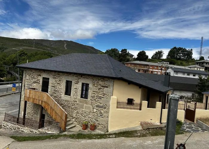 El Tejo Milenario Casa de Férias *